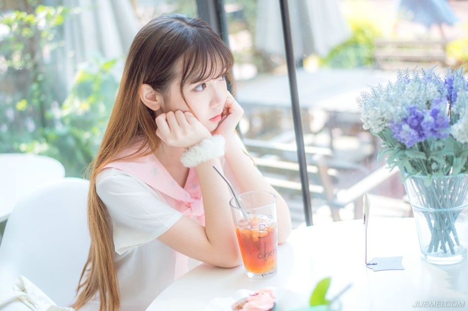一段感情能给你带来多大痛苦，就曾给你带来过多大快乐。